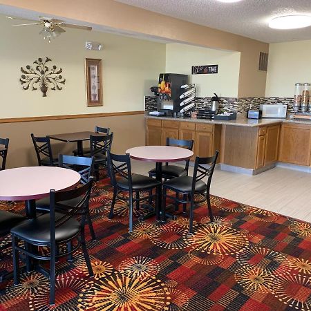 Budget Inn & Suites Nevada Extérieur photo