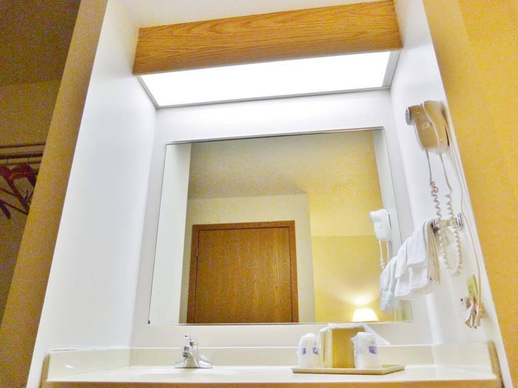 Budget Inn & Suites Nevada Extérieur photo